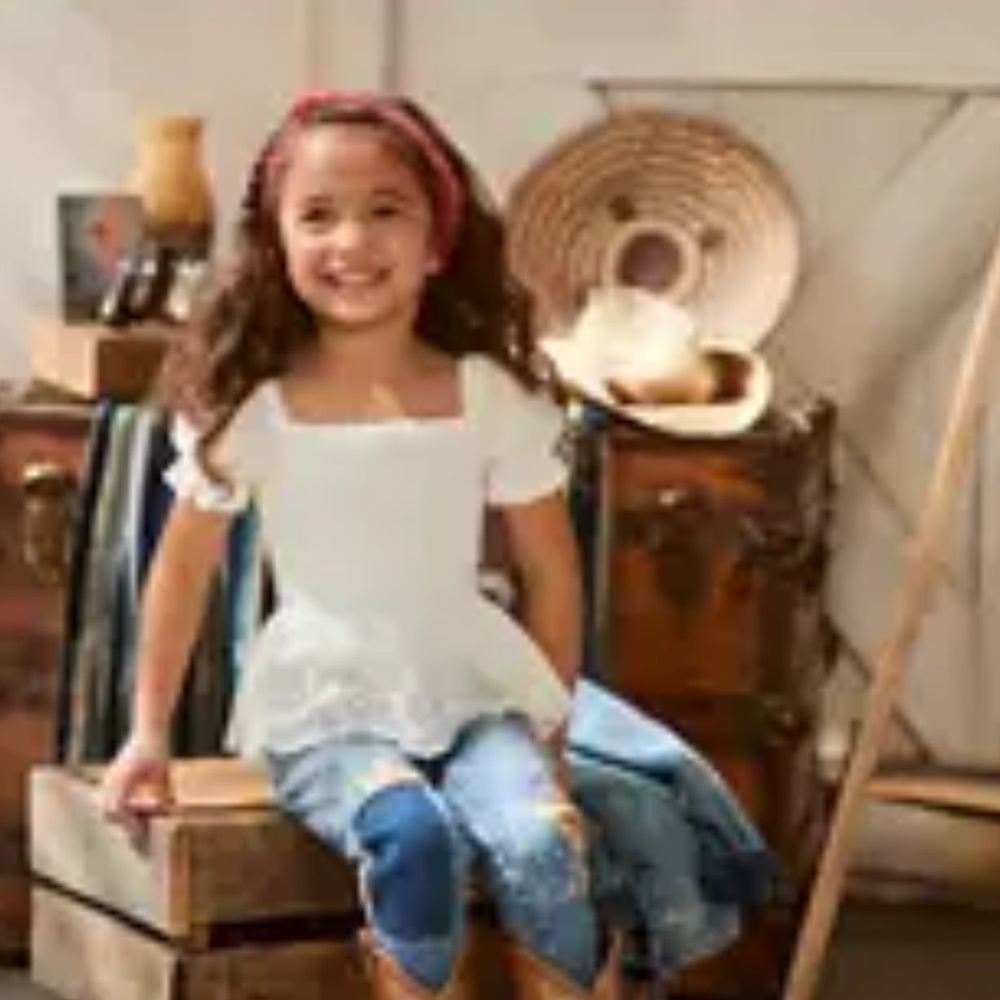 Polo Ralph Lauren girl’s smocked cotton jersey top size 4